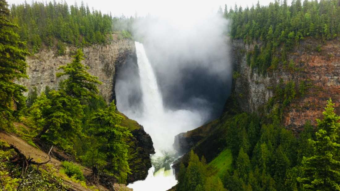 Helmcken Falls is a standout natural wonder in Wells Gray Provincial Park | Robin Esrock