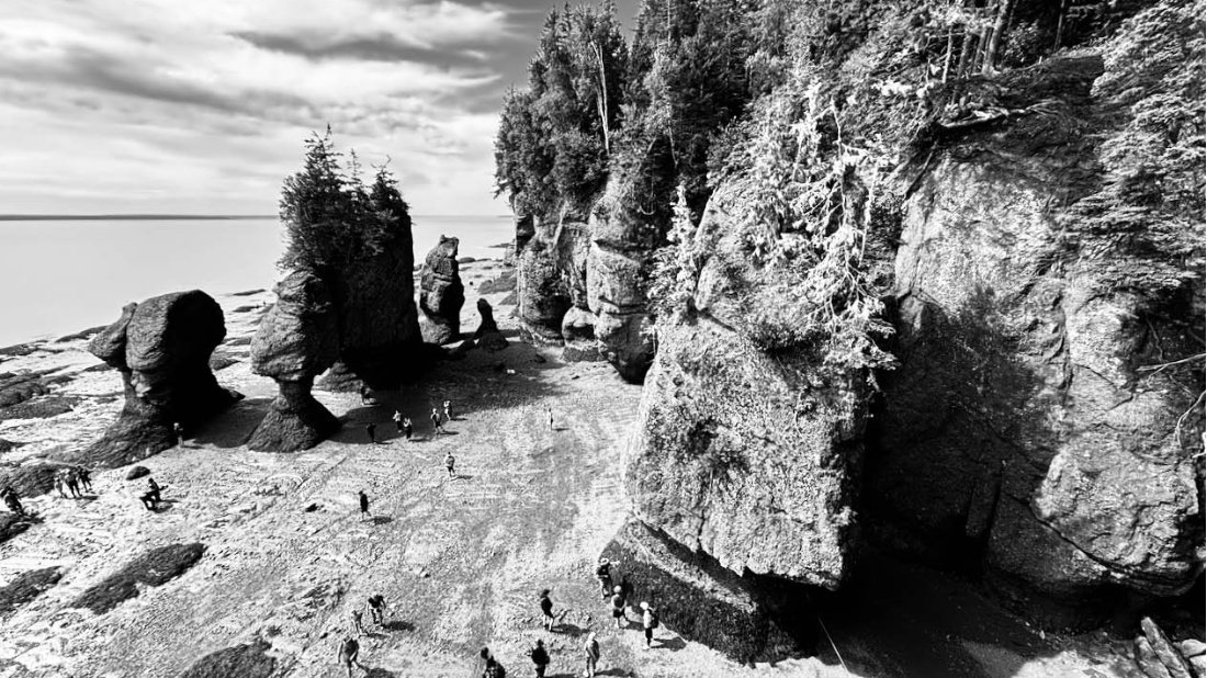 Convert or desaturate colours to black and white for harsh light. | Robin Esrock