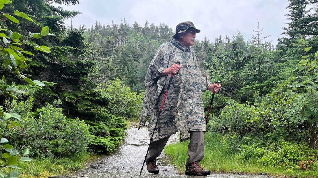 When the trail get slippery having two extra anchor points let's you feel secure | Robin Esrock